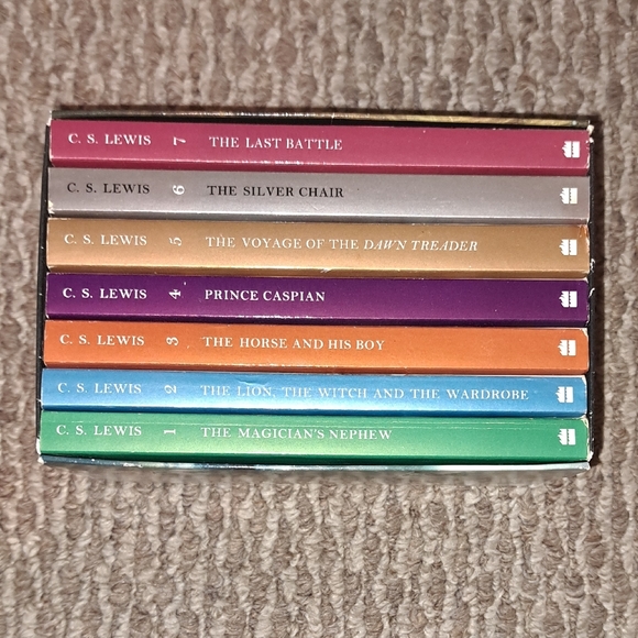 The Chronicles of Narnia Book Collection - Picture 3 of 6